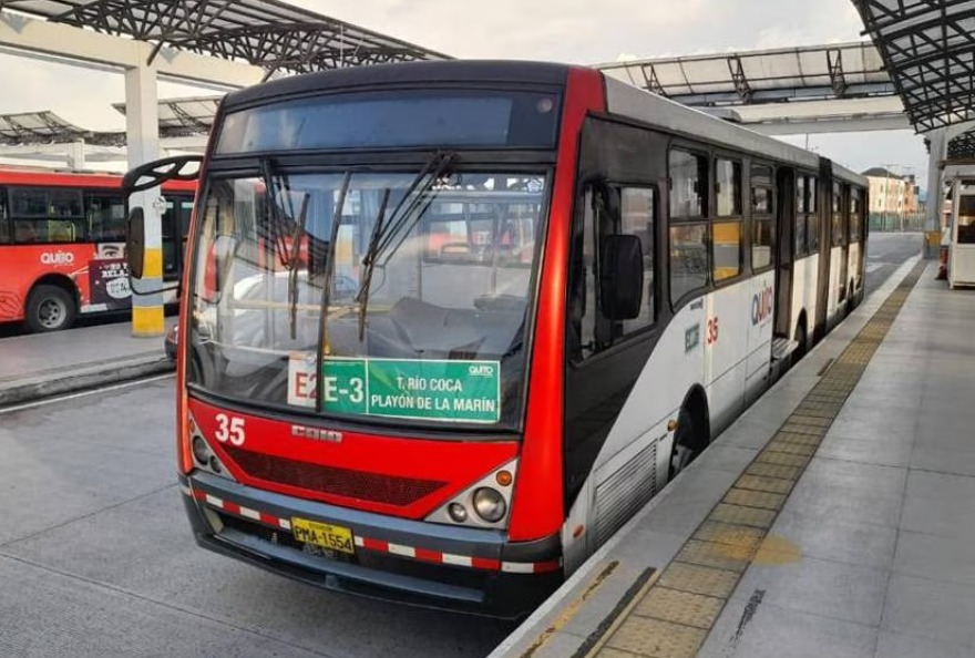 Quito: Dos paradas del Ecov&iacute;a cerrar&aacute;n sus puertas por 45 d&iacute;as