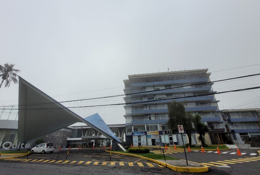 Comisi&oacute;n Anticorrupci&oacute;n denuncia en la Fiscal&iacute;a irregularidades en la venta del Hotel Quito