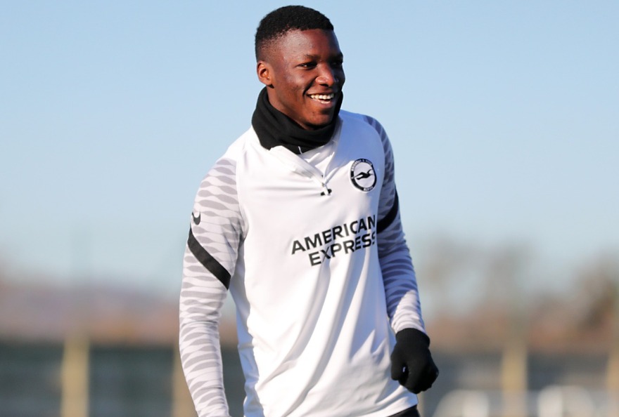 Mois&eacute;s Caicedo debut&oacute; con el Beerschot en B&eacute;lgica