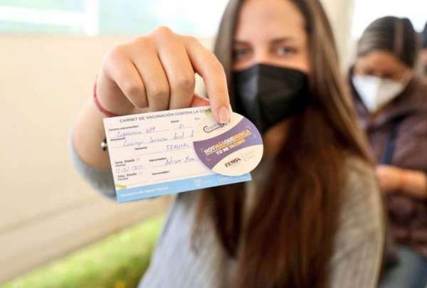 COE solicita intensificar los operativos para controlar la presentaci&oacute;n del carnet de vacunaci&oacute;n en establecimientos