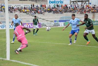 Orense y Macar&aacute; empataron 1-1 en Machala