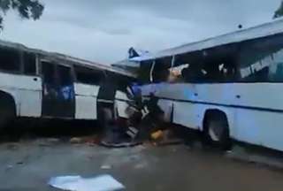 Al menos 40 muertos y decenas de heridos por una colisi&oacute;n entre dos autobuses en el centro de Senegal