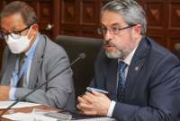 El ministro José Ruales confirmó que se agregó medicación para tratamientos oncológicos y de hemofilia.