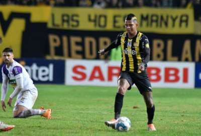 Billy Arce no se adapt&oacute; en su paso por Uruguay.