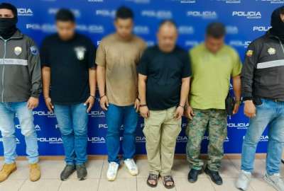 La Polic&iacute;a Nacional aprehendi&oacute; cuatro personas en los talleres clandestinos