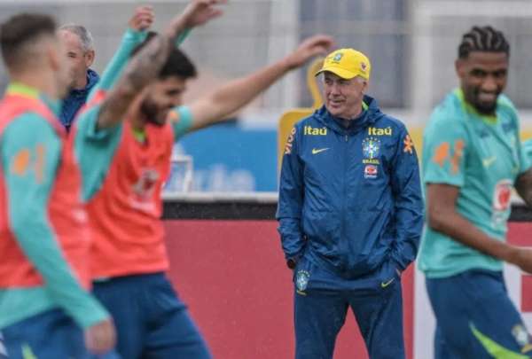 Carlo Ancelotti ya est&aacute; en el pa&iacute;s. El director t&eacute;cnico tiene lista a la plantilla con la que enfrentar&aacute; a Ecuador en el partido. 