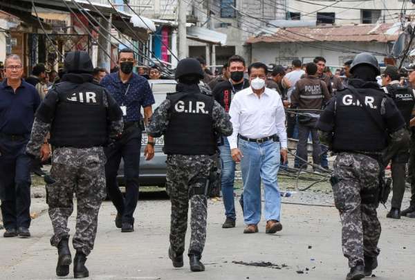 Grupo de Intervenci&oacute;n y Rescate analiz&oacute; los explosivos detonados en Guayaquil.