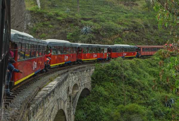 El tren volvi&oacute; al norte del pa&iacute;s con la ruta Ibarra-Antonio Ante. 