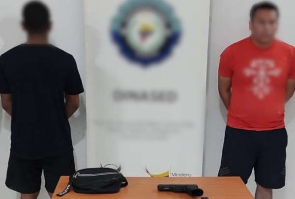 Un menor de edad y un hombre de 32 a&ntilde;os fueron capturados como sospechosos del crimen del agente.
