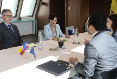 El ministro Juan Carlos Vega (izq.) y la canciller Gabriela Sommerfeld sostuvieron reuniones con empresarios y potenciales inversionistas para Ecuador.