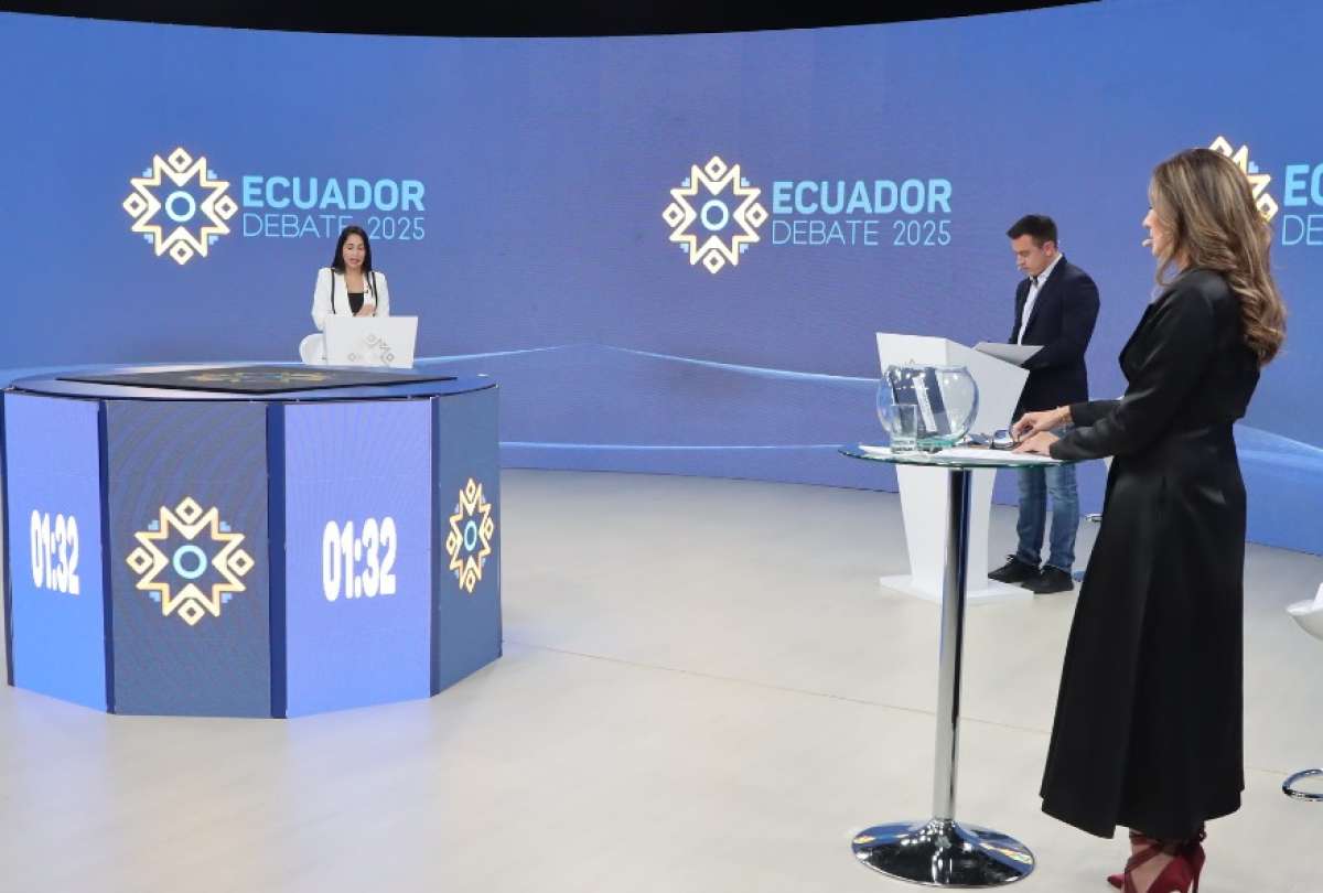Riesgo país bajó tras culminar el debate presidencial