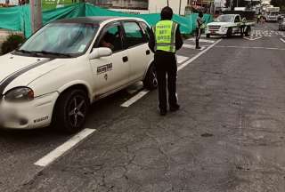 Cierres viales en la av. Sim&oacute;n Bol&iacute;var de Quito por mantenimiento
