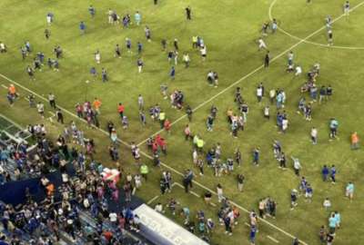El estadio Capwell sum&oacute; un nuevo incidente de violencia, desde el regreso del p&uacute;blico a los estadios ecuatorianos. 
