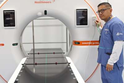 M&aacute;s de 200.000 personas se beneficiar&aacute;n con la nueva &aacute;rea de radioterapia del Hospital de las Fuerzas Armadas. 