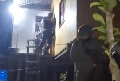 Un enfrentamiento entre fuerzas de seguridad y un grupo armado deja como resultado dos militares heridos y un abatido.