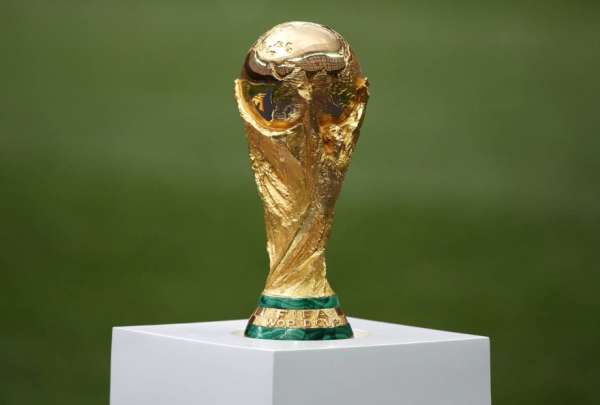 La FIFA anuncia cifra r&eacute;cord de ingresos y debatir&aacute; formato del Mundial 2026