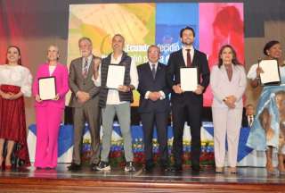 CNE entreg&oacute; credenciales a asamble&iacute;stas y parlamentarios andinos