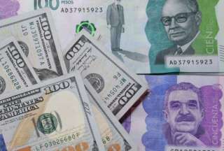 El d&oacute;lar inicia el 2023 superando los 4.500 pesos colombianos