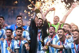 Argentina espera recibir a Messi y sus otros h&eacute;roes campeones del mundo