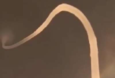 Graban un v&oacute;rtice en forma de embudo en un r&iacute;o de Rusia