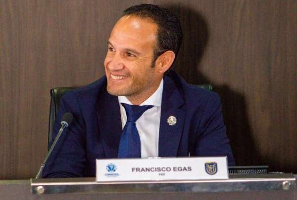 Francisco Egas respondi&oacute; a Flamengo sobre el caso Gonzalo Plata