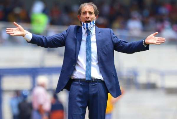 Guillermo Almada confirm&oacute; que le gustar&iacute;a volver a dirigir a Barcelona