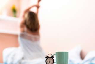 Esto es lo primero que deber&iacute;as hacer al despertar, seg&uacute;n la ciencia