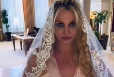 Britney Spears anunci&oacute; que se cas&oacute;... consigo misma