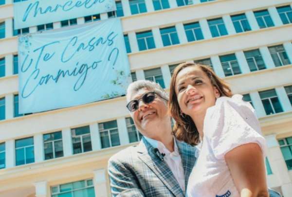 La prefecta del Guayas recibi&oacute; una rom&aacute;ntica propuesta de matrimonio