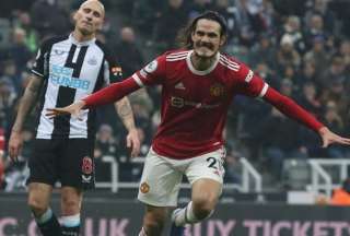 Edinson Cavani fich&oacute; por el Valencia de La Liga de Espa&ntilde;a