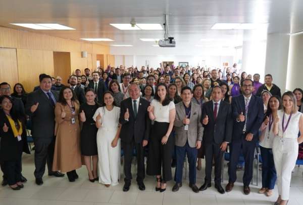 Nueva comisi&oacute;n busca reducir la mortalidad materna en Ecuador