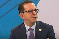 Roberto Izurieta aseguró que el Gobierno tubo que escoger y tomar "decisiones sumamente difíciles".