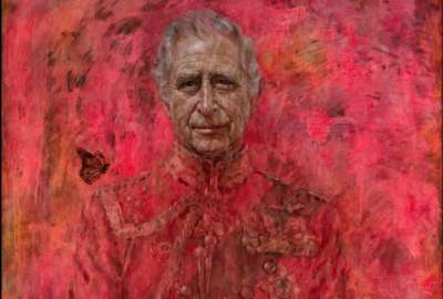 El pasado martes, 14 de mayo, el Palacio de Buckingham revel&oacute; el primer retrato oficial del rey Carlos III desde su coronaci&oacute;n.