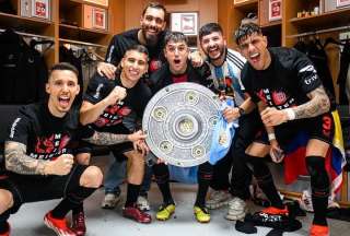 As&iacute; fueron los festejos del Bayer Leverkusen y Piero Hincapi&eacute;