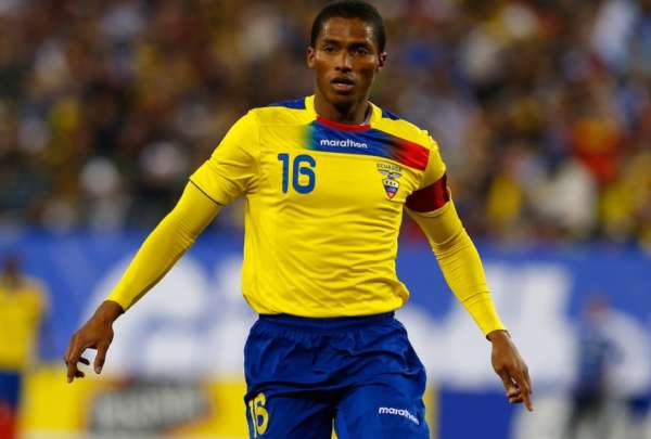 Antonio Valencia se refiri&oacute; al partido contra Argentina