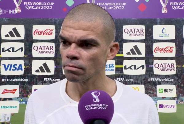 Pepe critic&oacute; que hayan designado un juez argentino para el partido de Portugal