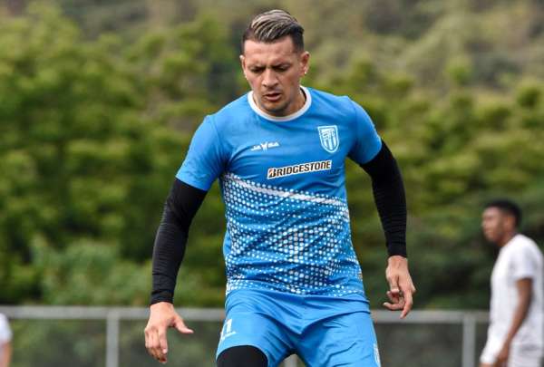 Carlos Garc&eacute;s debut&oacute; con 9 de Octubre, pero lo acompa&ntilde;&oacute; la mala fortuna