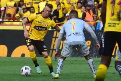 Luis Quiroz ser&aacute; el &aacute;rbitro central de la final entre Aucas y Barcelona