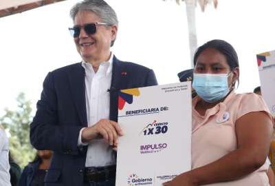 Los cr&eacute;ditos para las mujeres ser&aacute;n otorgados a trav&eacute;s de BanEcuador. 