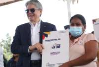 Los cr&eacute;ditos para las mujeres ser&aacute;n otorgados a trav&eacute;s de BanEcuador. 