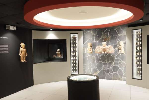 El museo recopila piezas de las culturas del Ecuador desde hace m&aacute;s de 4.000 a&ntilde;os.