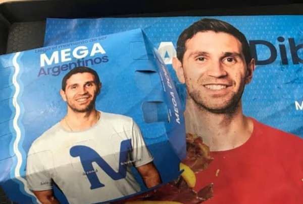 Los memes apuntaron a Dibu Mart&iacute;nez tras la derrota de Argentina