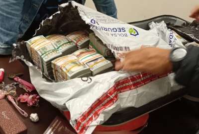 USD 2,1 millones en billetes de USD 100 fueron ingresados de manera ilegal al Ecuador, a trav&eacute;s del aeropuerto de Quito.