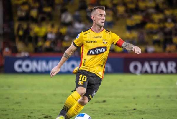 Dami&aacute;n D&iacute;az se despide de Barcelona SC tras m&aacute;s de una d&eacute;cada en el club.