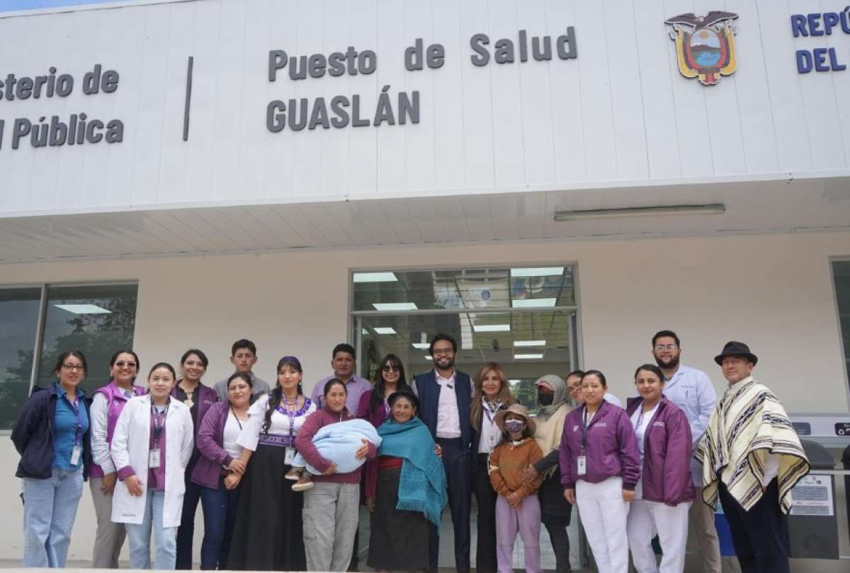 El Ministerio de Salud inauguró dos establecimientos de salud en Chimborazo con una inversión total de 625 mil dólares.