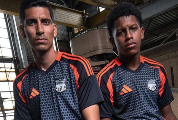 Emelec tiene una nueva camiseta para esta temporada