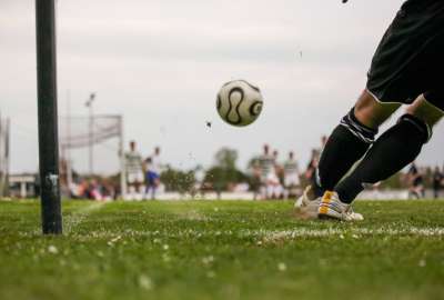 Jugador de f&uacute;tbol muri&oacute; al ser alcanzado por un rayo 