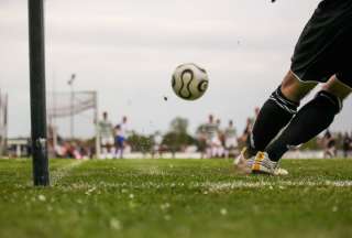 Jugador de f&uacute;tbol muri&oacute; al ser alcanzado por un rayo