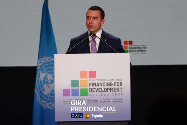 Daniel Noboa, presidente de Ecuador, habl&oacute; del refer&eacute;ndum sobre las bases extranjeras en el pa&iacute;s. 