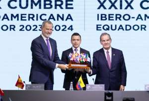 La cumbre se desarroll&oacute; en Cuenca